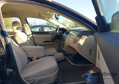 2008 Buick Lacrosse Cx z USA, uszkodzony, nr VIN 2G4WC582581133904